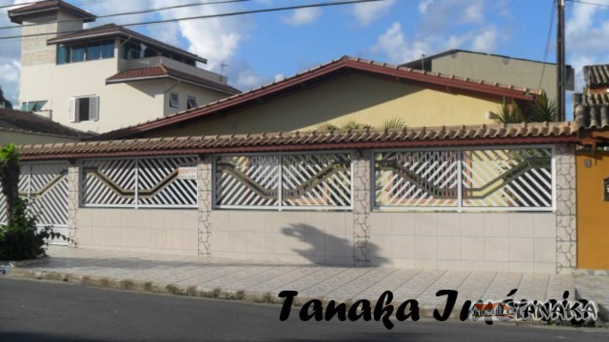 Casa em Peruíbe - Tanaka Imóveis