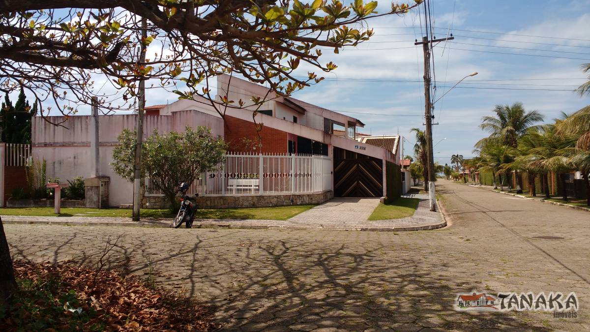 Casa em Peruíbe - Tanaka Imóveis