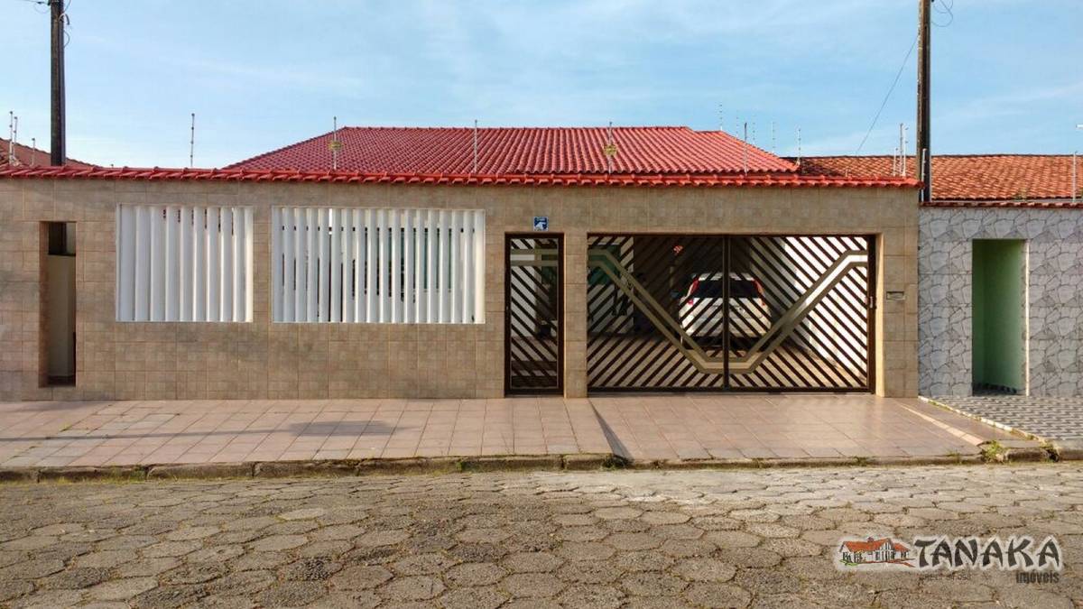 Casa em Peruíbe - Tanaka Imóveis