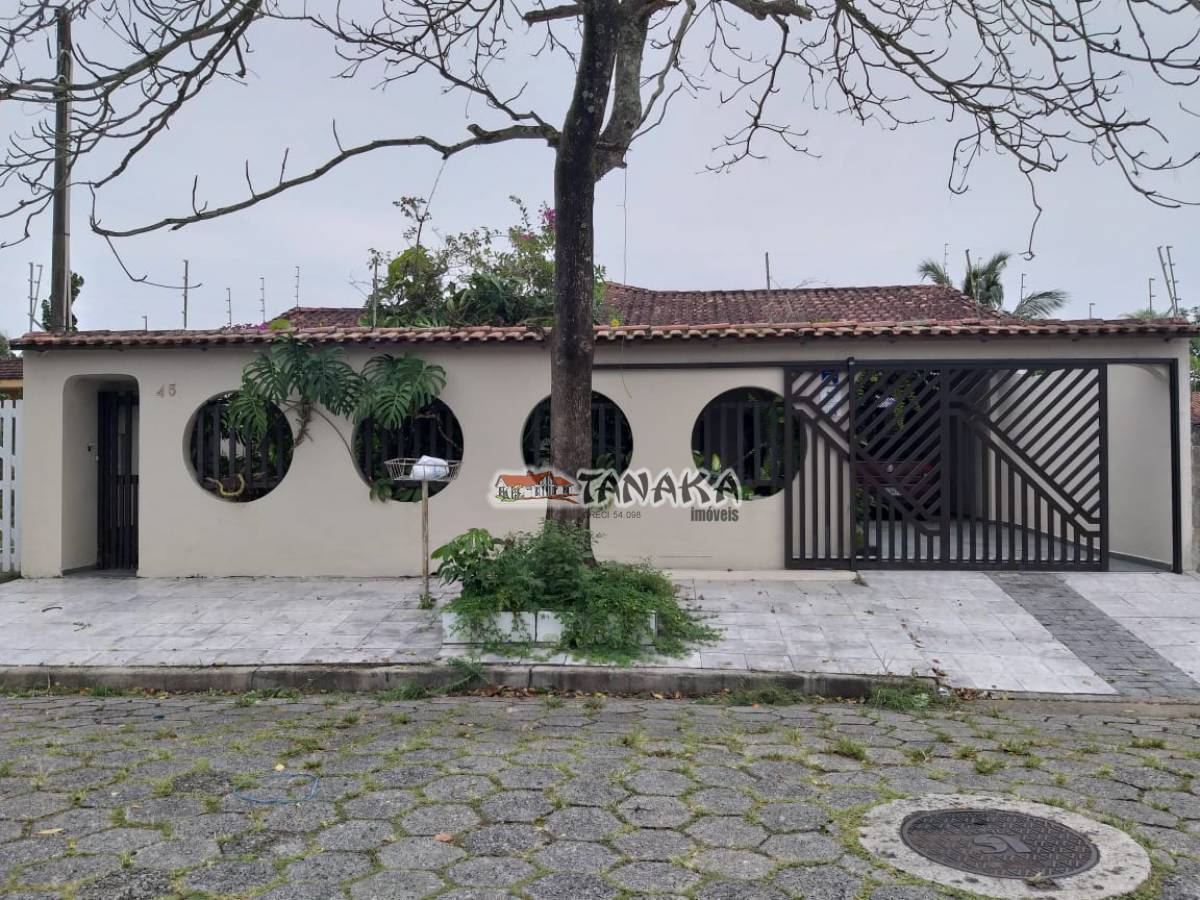 Casa em Peruíbe - Tanaka Imóveis