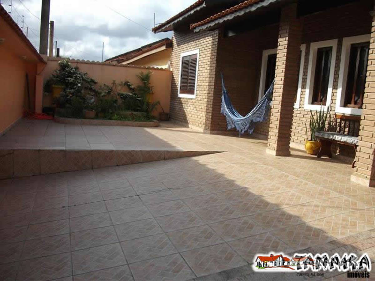 Casa em Peruíbe - Tanaka Imóveis